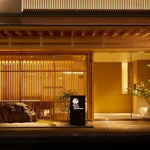 Agora Karasuma מלון